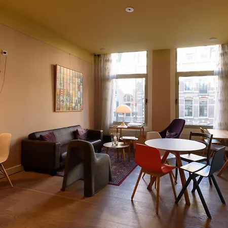 The Neighbour's Magnolia Hotel 3*