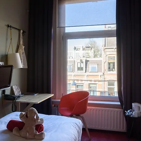 The Neighbour's Magnolia Hotel 3*