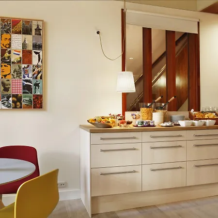 The Neighbour's Magnolia 3* Amsterdam