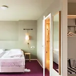 The Neighbour's Magnolia 3*