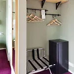 The Neighbour's Magnolia אמסטרדם