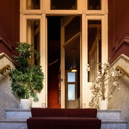 The Neighbour's Magnolia מלון 3*